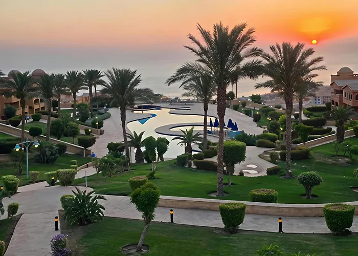 Porto Pyramids Royal Panoramic View Apartment *
